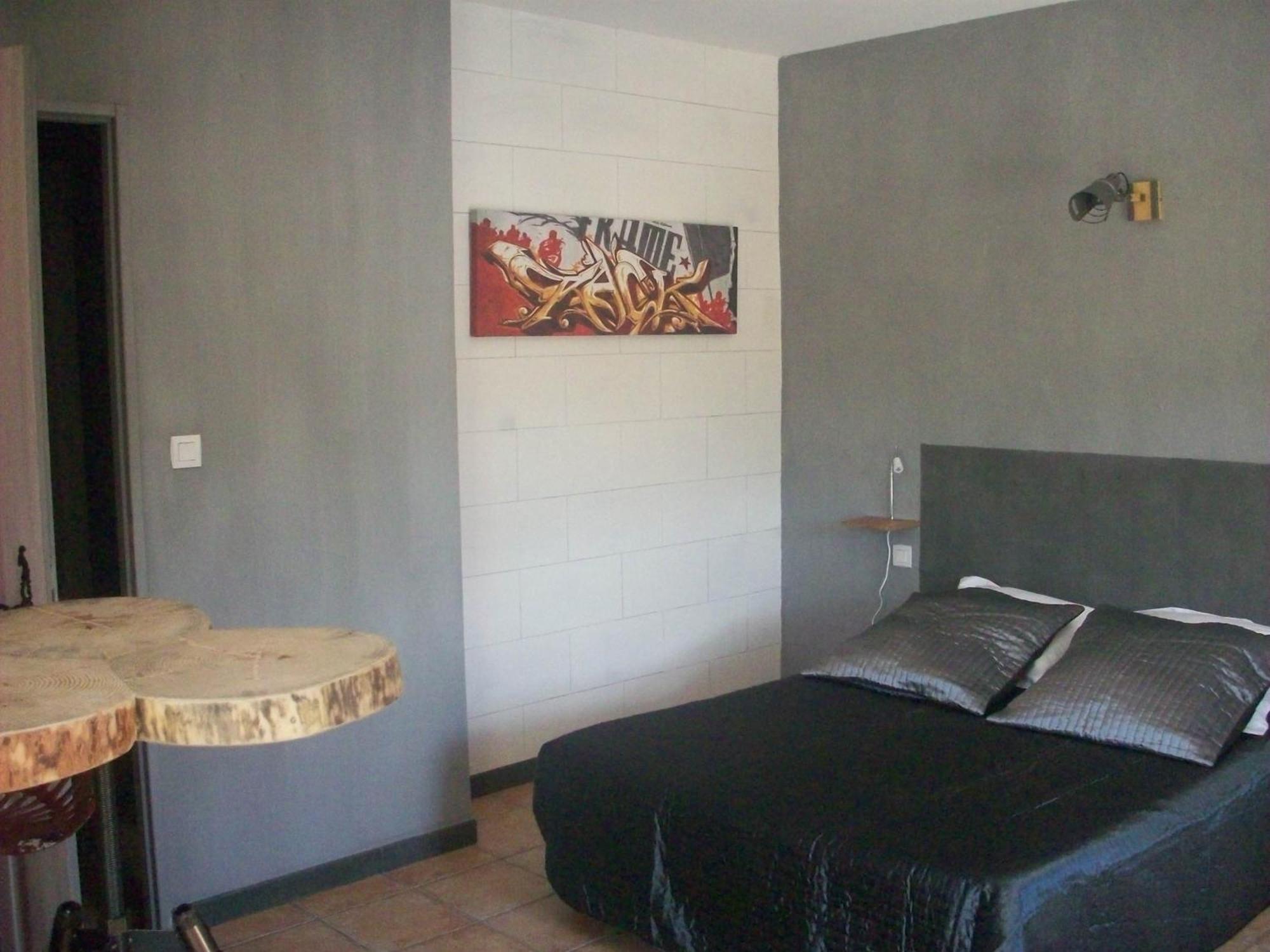 Vagnas Studios Et Gite La Sauvasse חדר תמונה