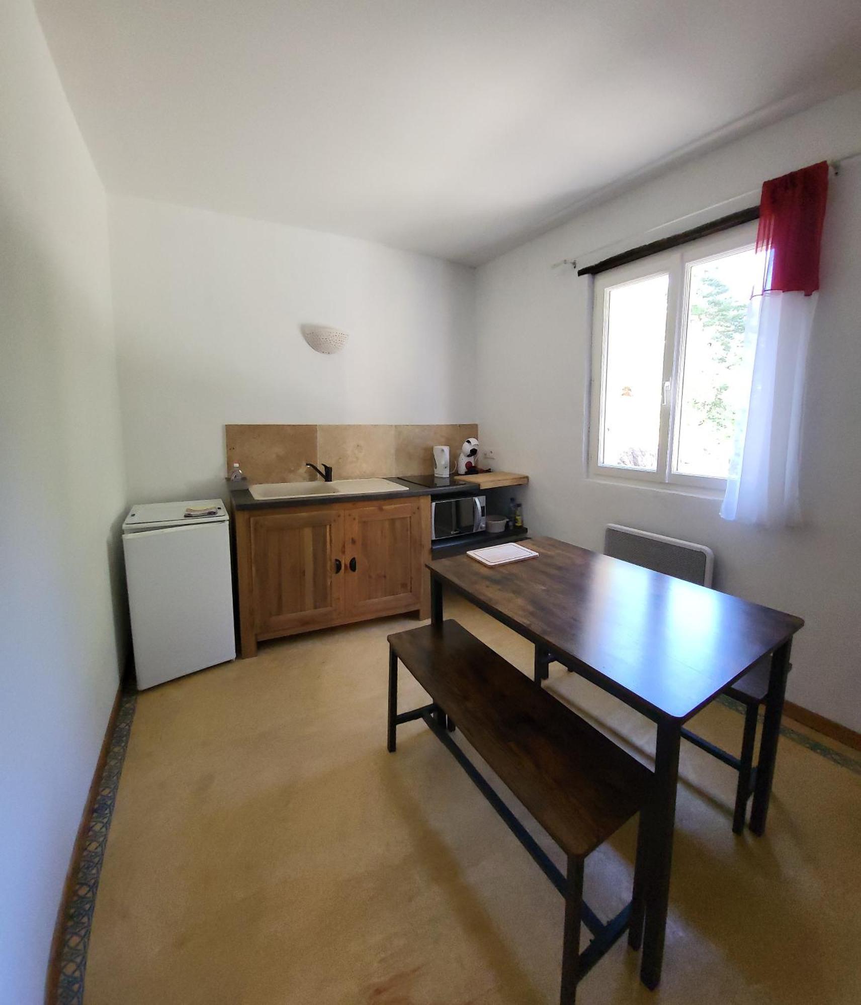 Vagnas Studios Et Gite La Sauvasse חדר תמונה